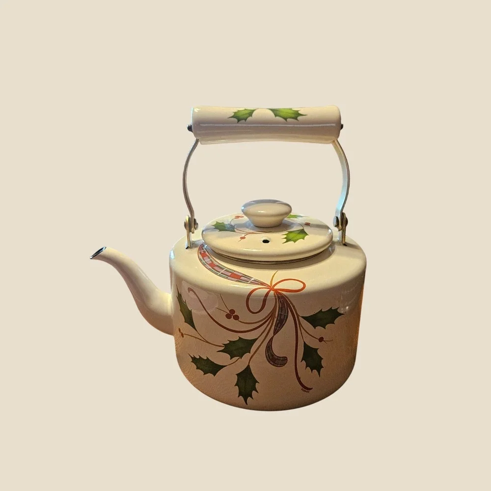 Lenox Holiday Tartan Enamel Tea Kettle Stovetop Pot Holly Plaid White 2.5 Quart